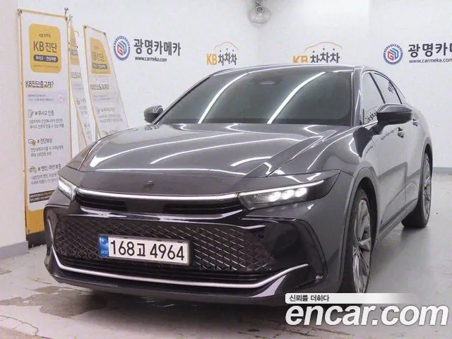 Toyota Crown 2.5 4WD Hybrid