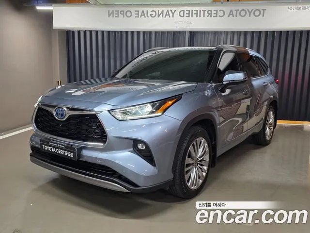 Toyota Highlander 2.5 4WD Platimum