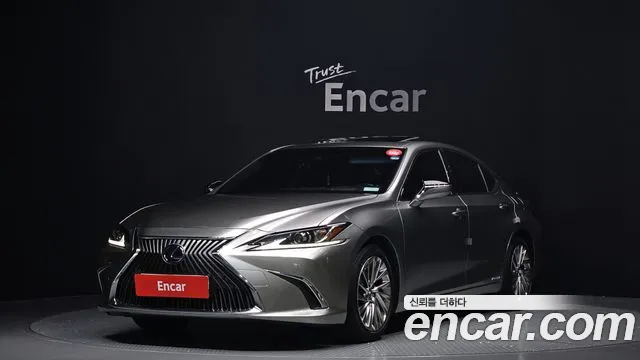 Lexus ES Luxury Plus