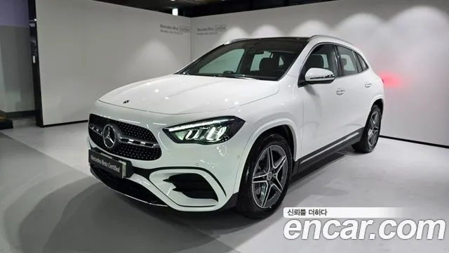Mercedes-Benz GLA-Class GLA250 4MATIC