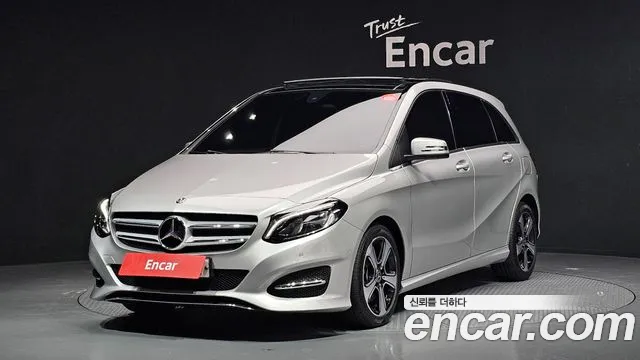 Mercedes-Benz B-Class B220
