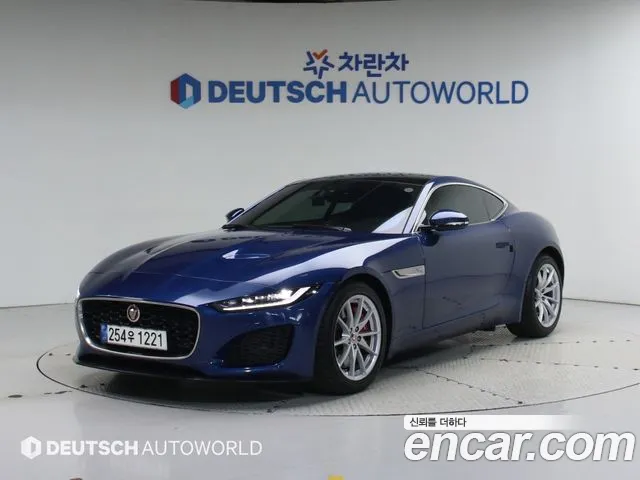 Jaguar F-TYPE P300 Coupe