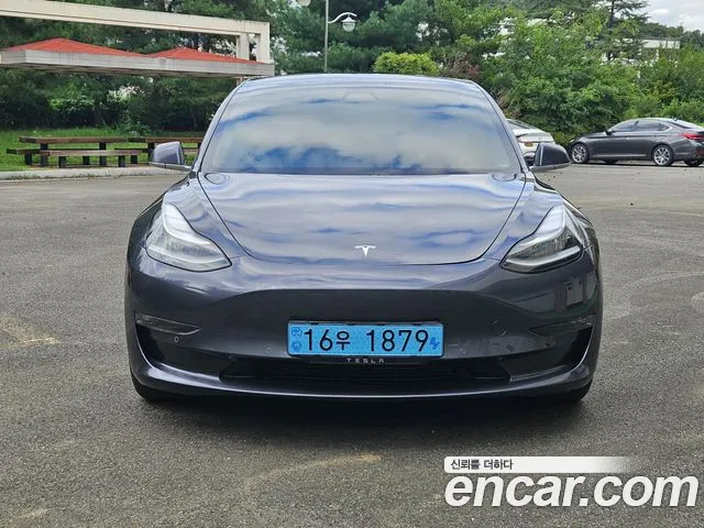 Tesla Model 3 Long Range