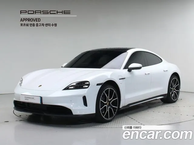 Porsche Taycan Base