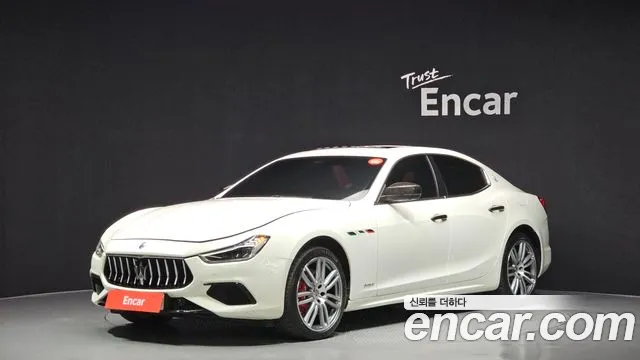 Maserati Ghibli 3.0S Q4 GranSport