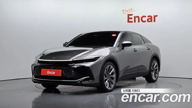 Toyota Crown 2.5 4WD Hybrid
