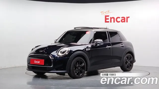 Mini Cooper 5-Door Piccadilly Edition