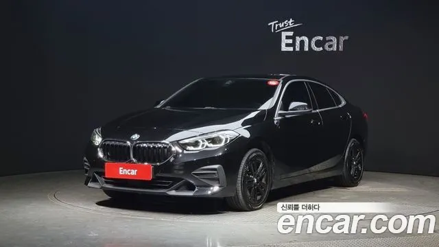 BMW 2-Series 220i Advantage