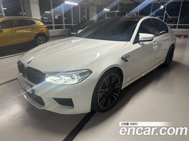 BMW M5 M5 Sedan
