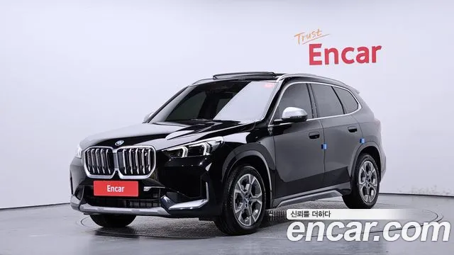 BMW iX1 xDrive 30 xLine