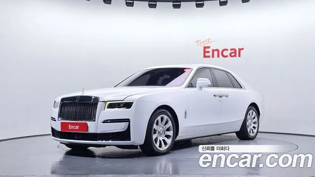 Rolls-Royce Ghost 6.7 V12