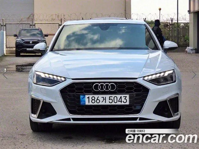 Audi A4 40 TFSI Premium