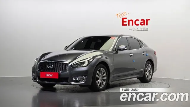 Infiniti Q70 3.7 Style