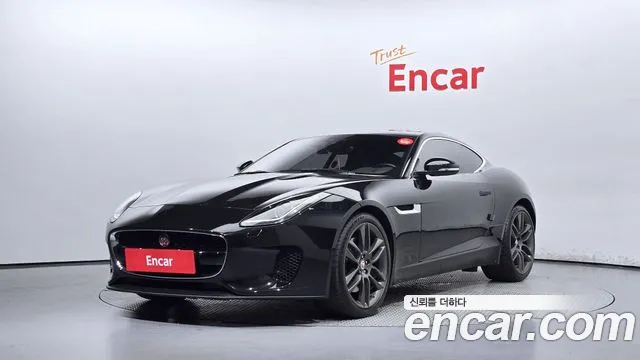 Jaguar F-TYPE P300 Coupe
