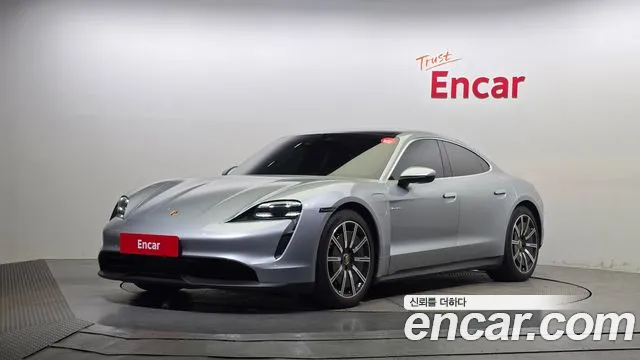 Porsche Taycan 4S