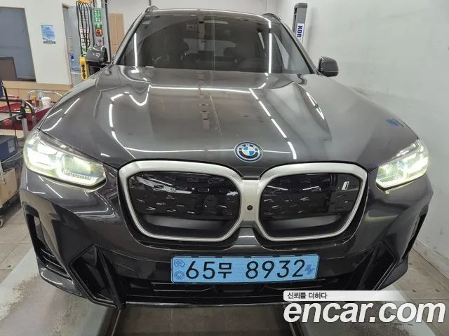 BMW iX3 M Sports
