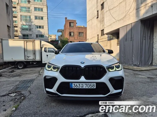 BMW X6M 4.4