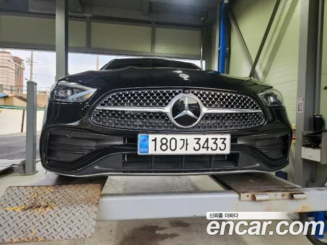 Mercedes-Benz C-Class C200 AMG Line