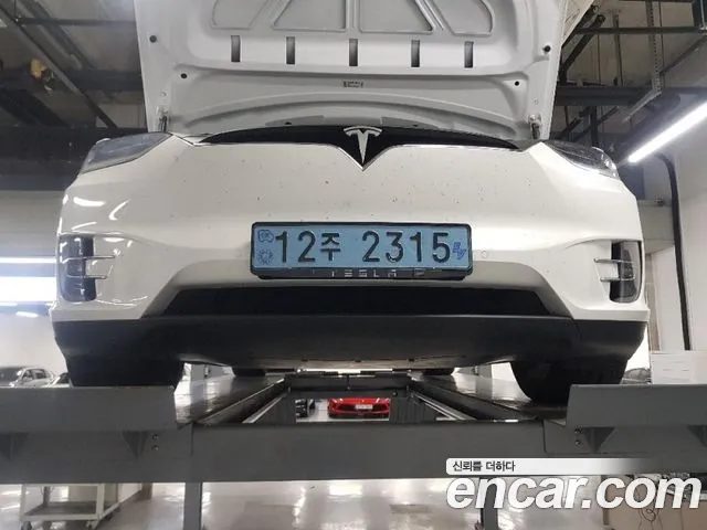Tesla Model X Long Range