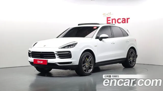 Porsche Cayenne 3.0 E-HYBRID PLATINUM EDITION