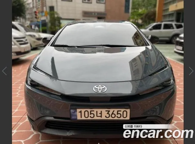 Toyota Prius 2.0 LE