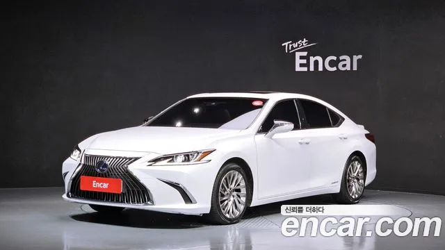 Lexus ES Luxury Plus