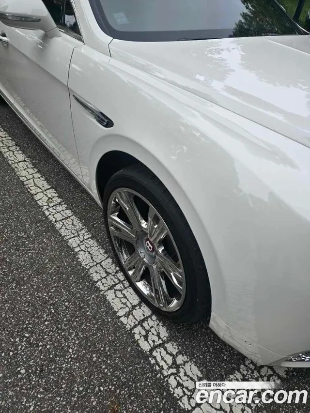 Bentley Flying Spur 4.0