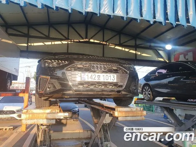 Audi A4 40 TFSI Premium