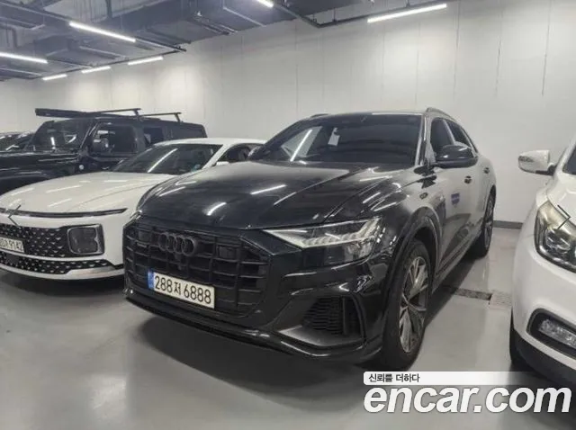 Audi Q8 55 TFSI Quattro Premium