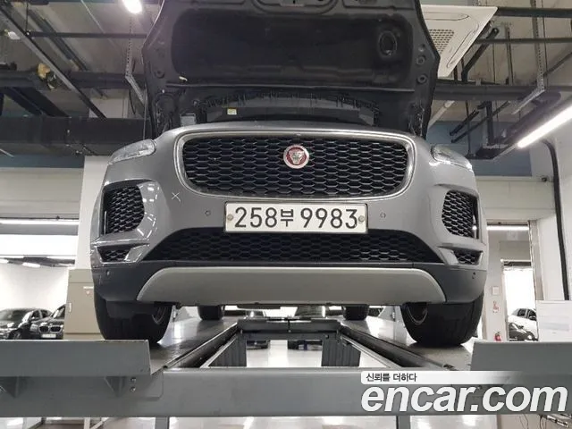 Jaguar E-PACE D180 S