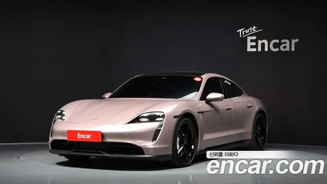 Porsche Taycan 4S