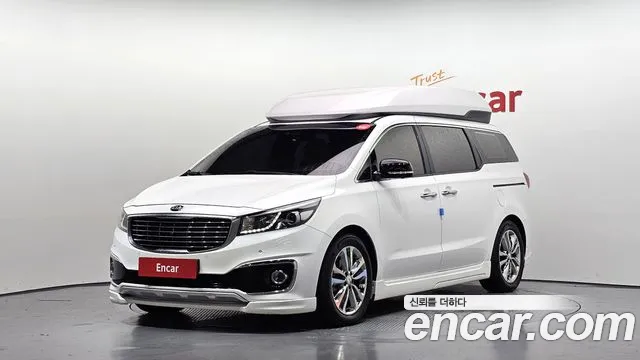 Kia Canival 9-seater Hi-Limousine
