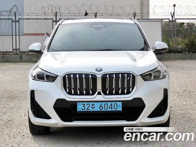 BMW iX1 xDrive 30 M Sport