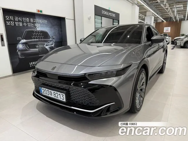 Toyota Crown 2.5 4WD Hybrid