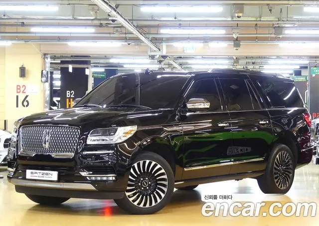 Lincoln Navigator 3.5L Black Label