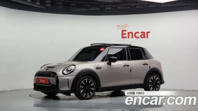 Mini Cooper 5Door Classic