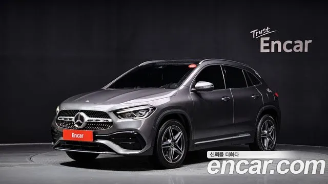 Mercedes-Benz GLA-Class GLA250 4MATIC