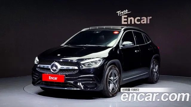 Mercedes-Benz GLA-Class GLA250 4MATIC