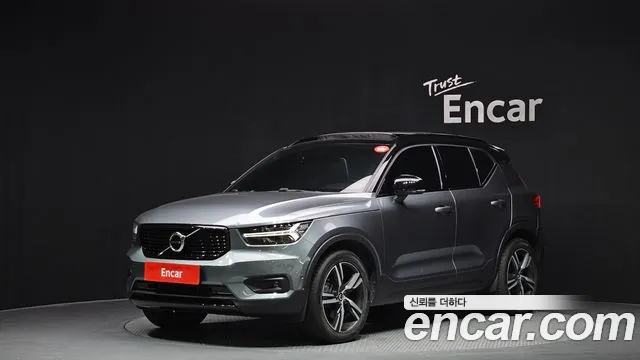 Volvo XC40 T4 R-Design