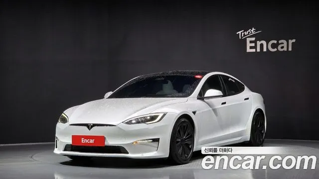 Tesla Model S AWD
