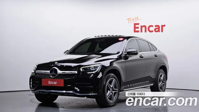 Mercedes-Benz GLC-Class GLC300e 4MATIC Coupe