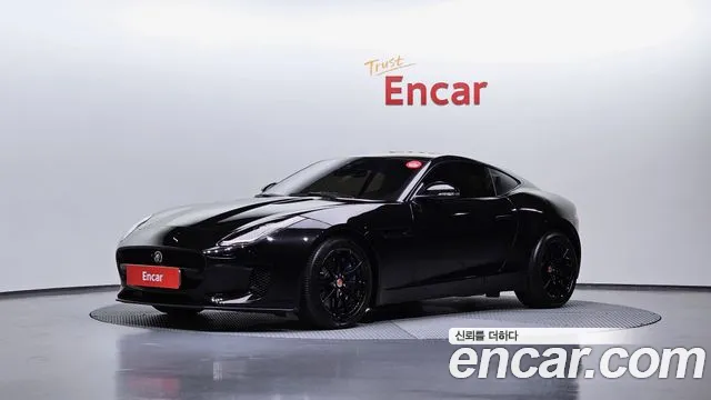 Jaguar F-TYPE P300 Coupe