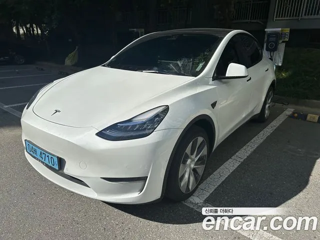 Tesla Model Y Long Range