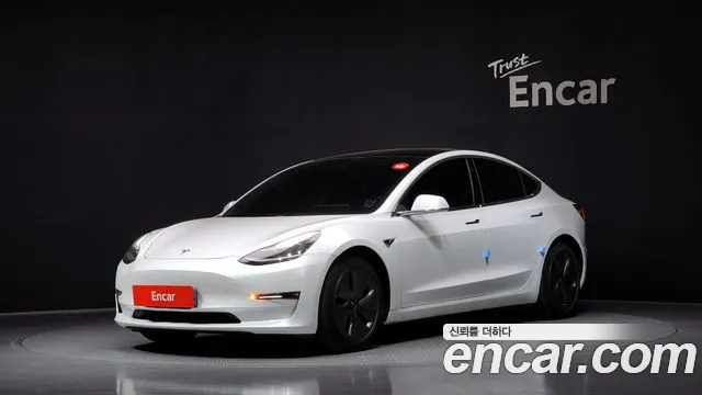 Tesla Model 3 Long Range