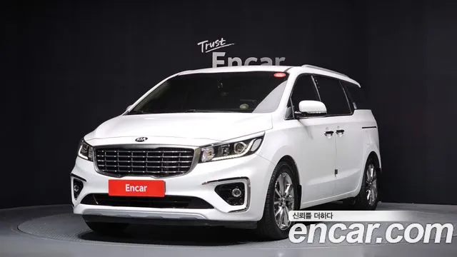 Kia Canival 9-Seater Prstige