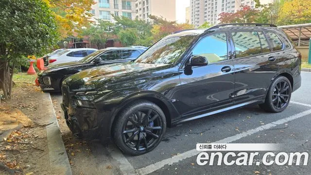 BMW X7 M60i xDrive M sport 6STR