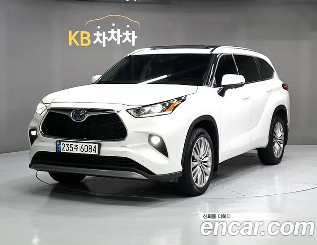 Toyota Highlander 2.5 4WD Platimum