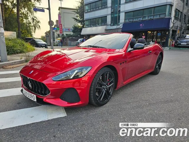 Maserati Gran Cabrio 4.7 MC