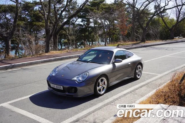 Porsche 911 Carrera 4S