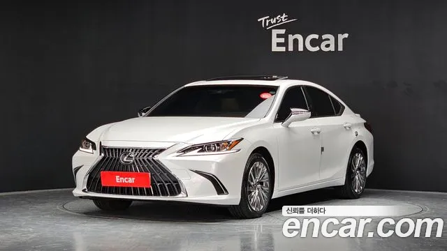 Lexus ES Luxury Plus